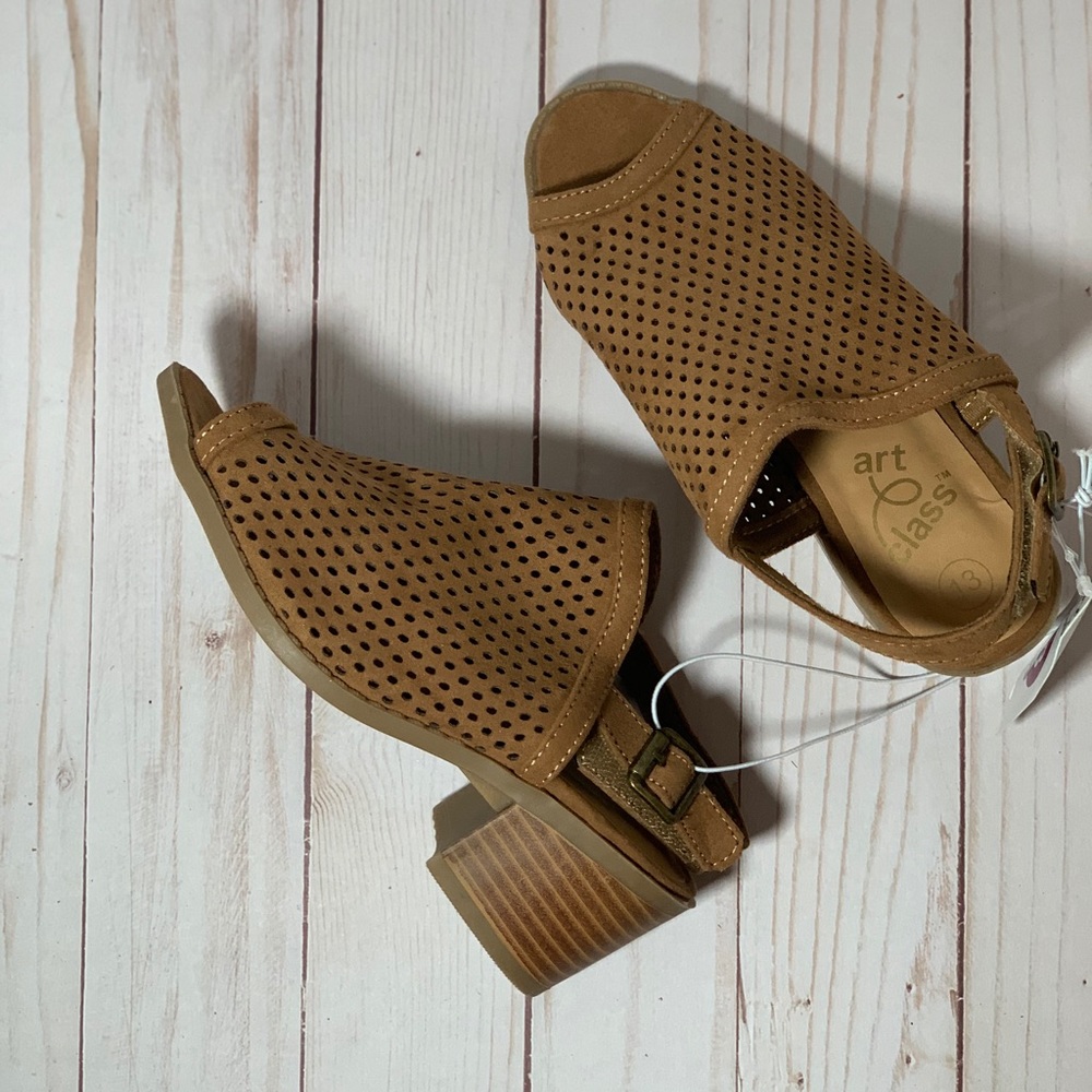Art & Class Girls Cognac Aspin Fashion Shoes